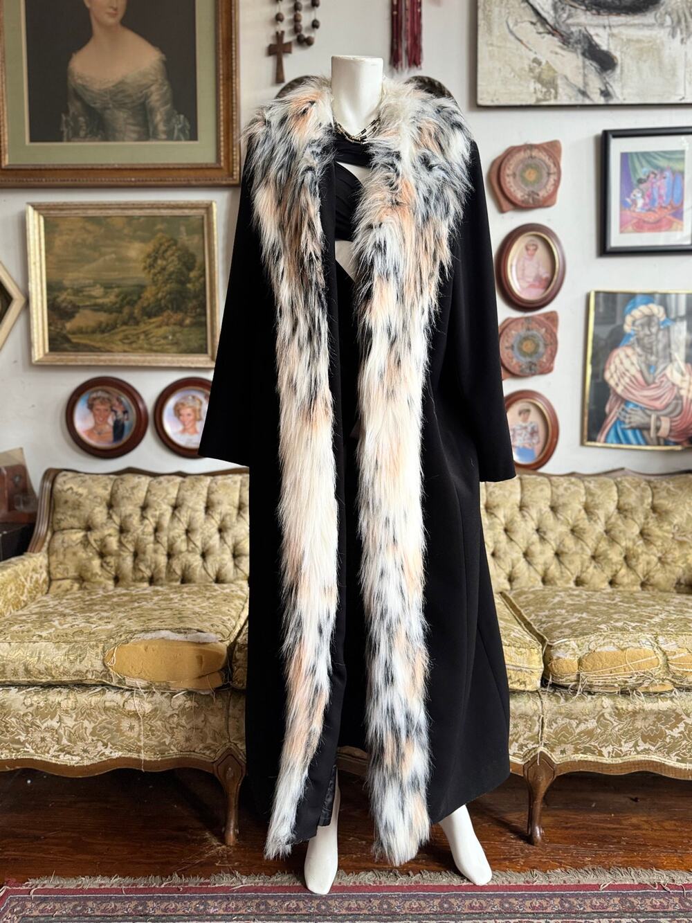 90s Vintage Donna Vinci Long Faux Fur Trim Coat Size 20
